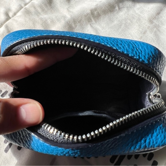 Coach x Peanuts Mini Boxy Cosmetic Case With Snoopy & Friends - Picture 5 of 6